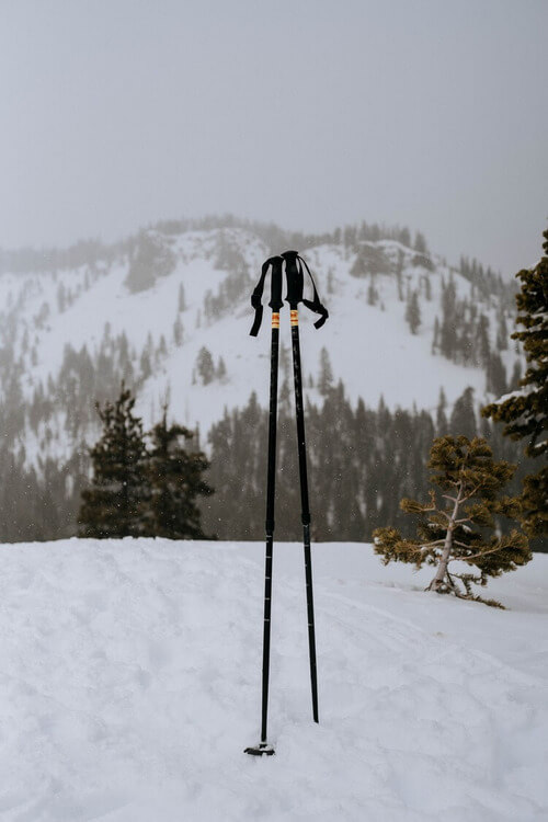 Choosing The Right Ski Pole Size