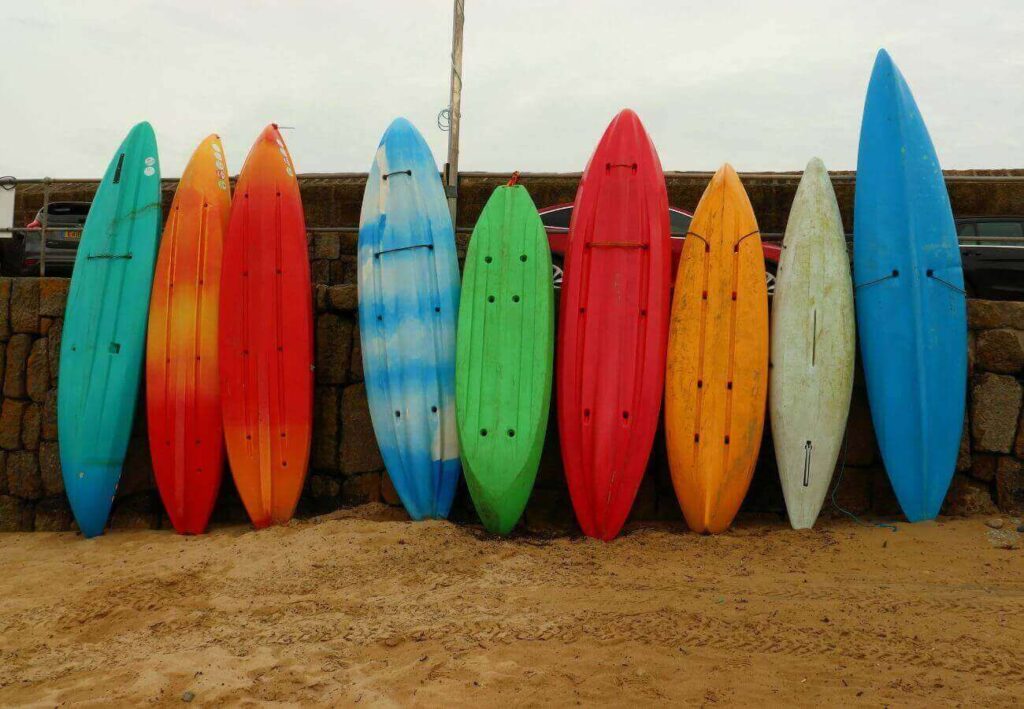 Determining The Ideal Surfboard Weight