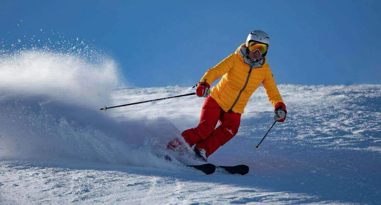 What to Wear When Skiing
